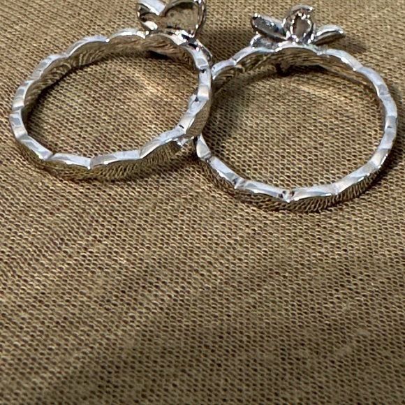 The Mariah Carey Collection Set of 4 Flower and Butterfly rings. Size5. Pink New - Picture 7 of 9